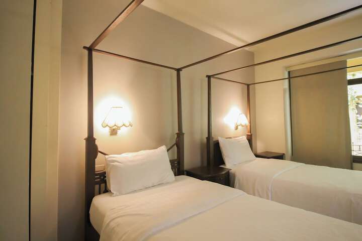 Room 39 of 167