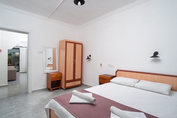 Room 18 of 63
