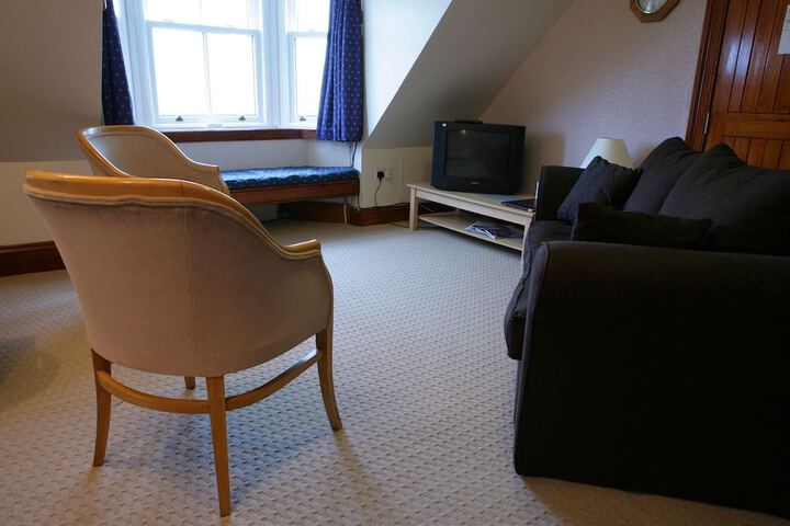 Room 4 of 21