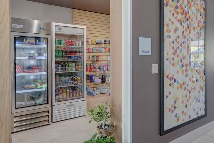 Snack bar