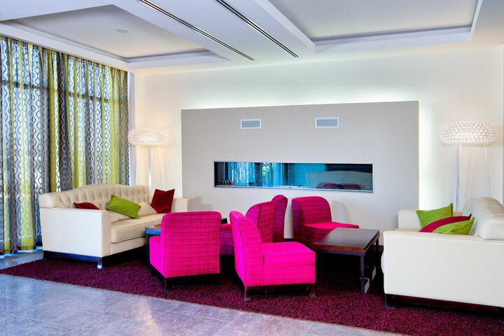 Hotel Interior 4 of 72
