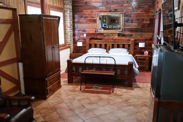 Room 13 of 41