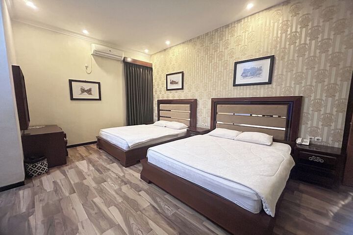 Room 10 of 61