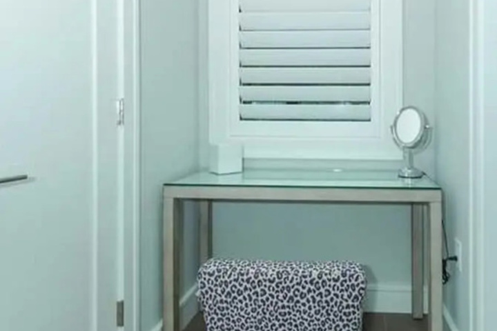 Room 3 of 13