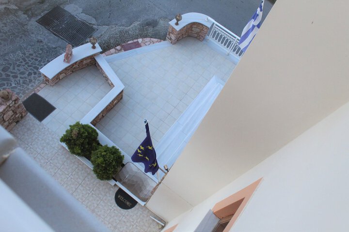 Hotel 95 of 99