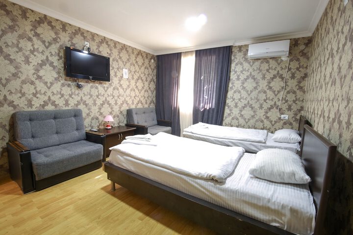 Room 20 of 53