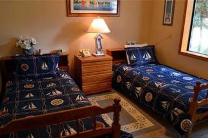 Room 9 of 19
