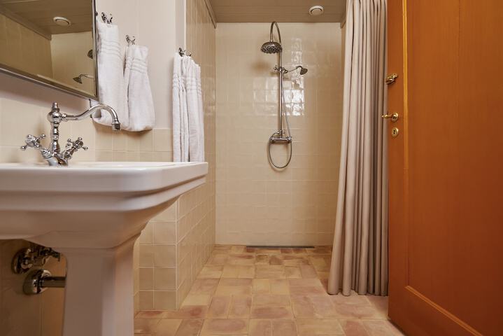 Bath Amenities