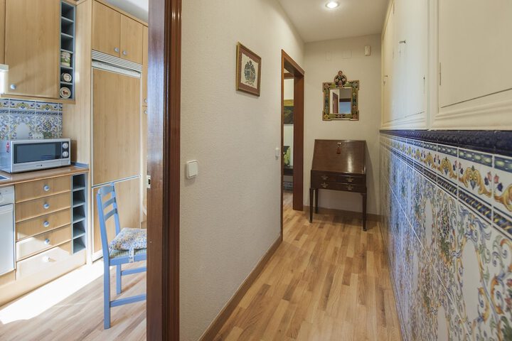 Room 17 of 31