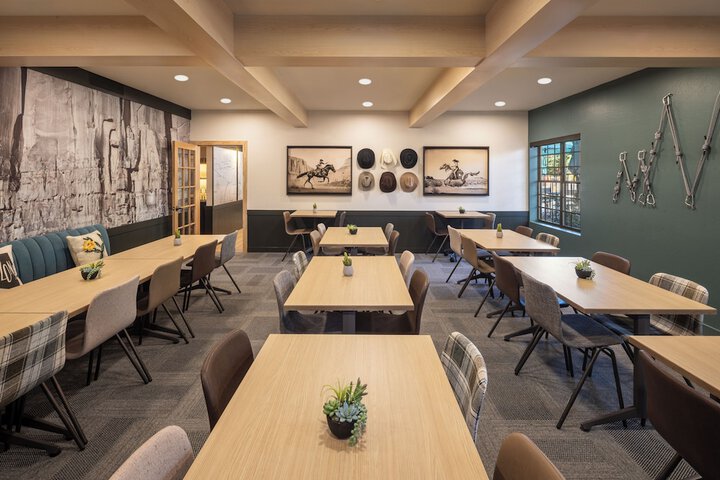Banquet hall