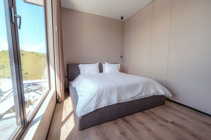 Room 35 of 159