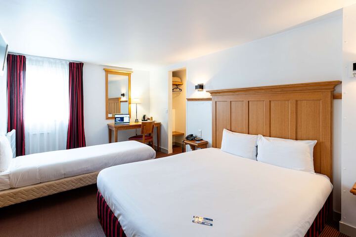 Room 29 of 95
