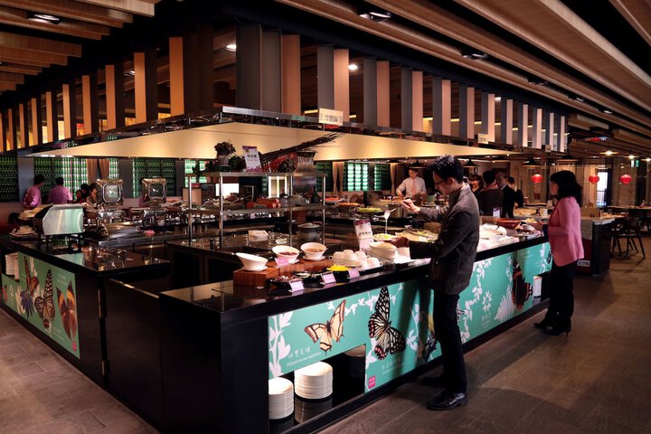 Dining Photos