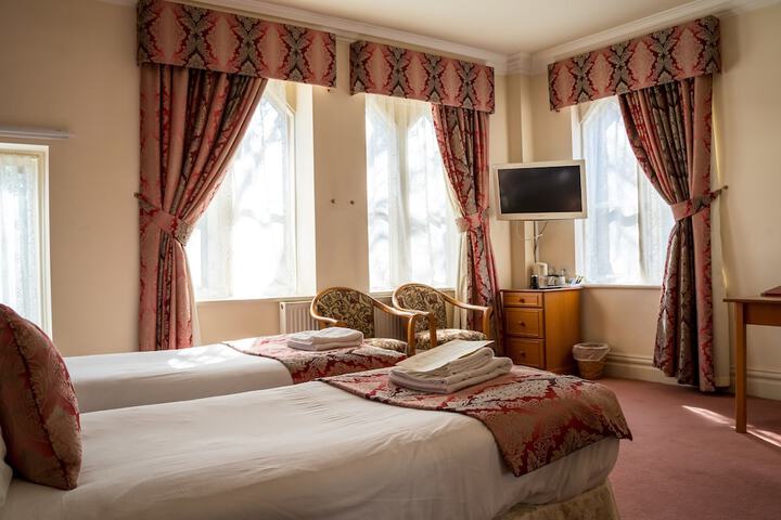 Room 10 of 57