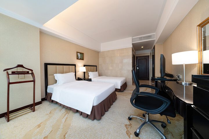 Room 21 of 72