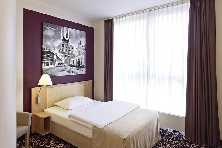 Room 9 of 21