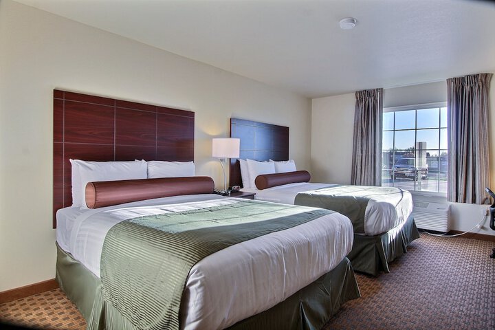 Quadruple Queen Bed (2 of 7)