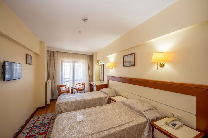 Room 18 of 41
