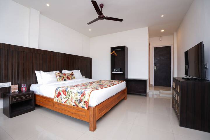 Room 6 of 64