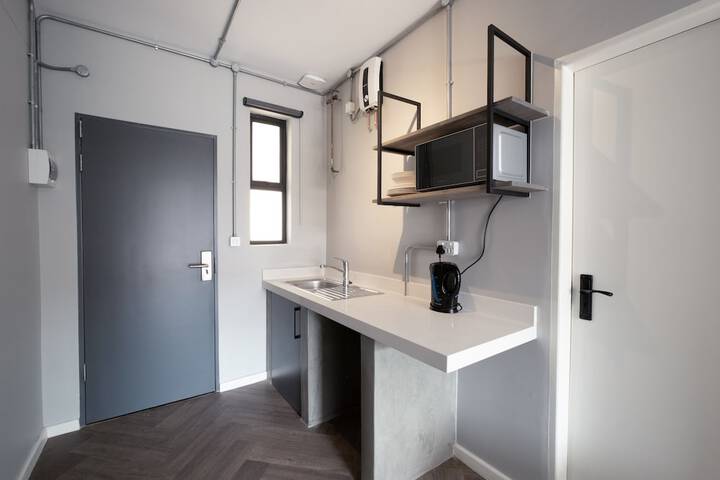 Room 36 of 42