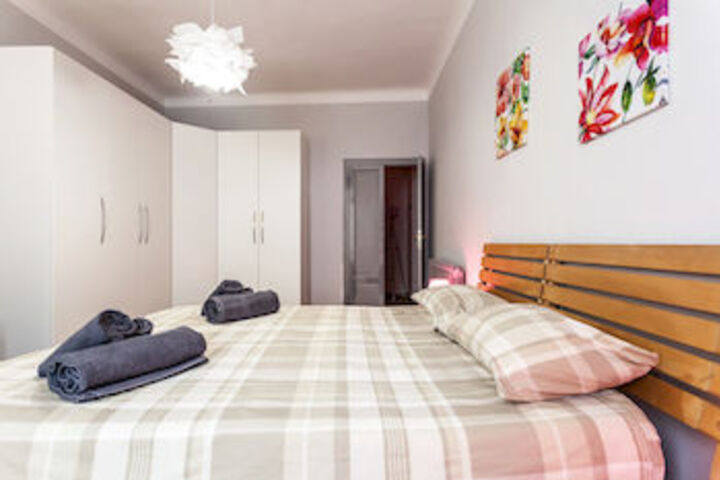 Room 36 of 80