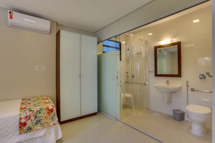 Room 74 of 159