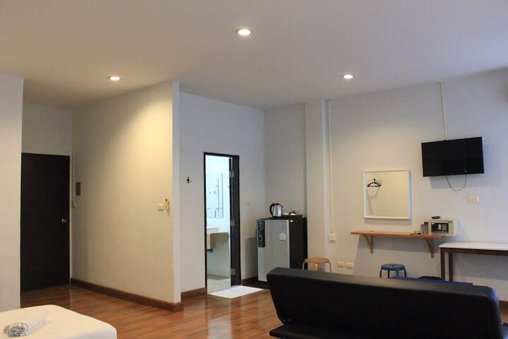 Room 76 of 112