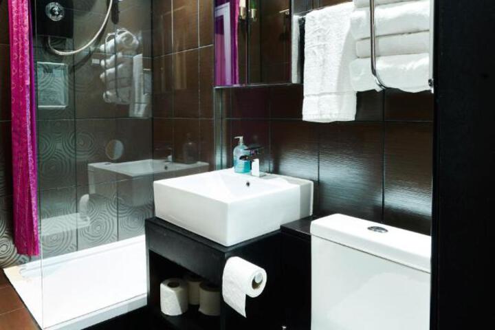 Amenities Pic