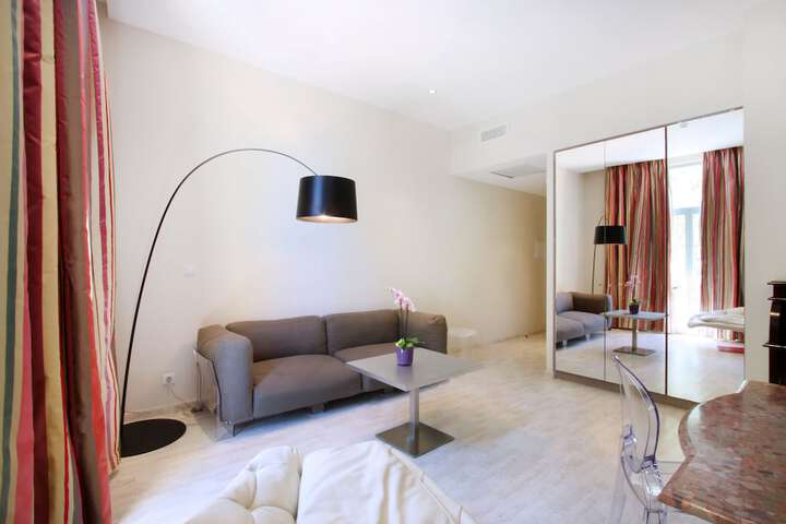 Room 21 of 41