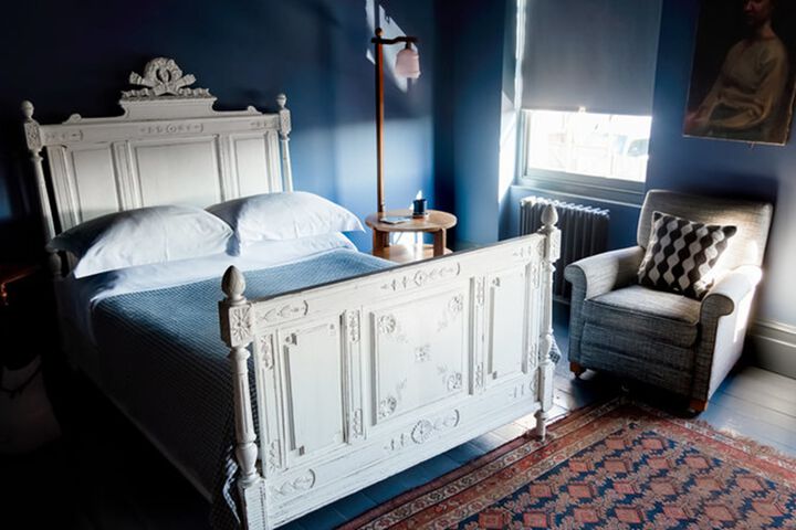 Room 44 of 63