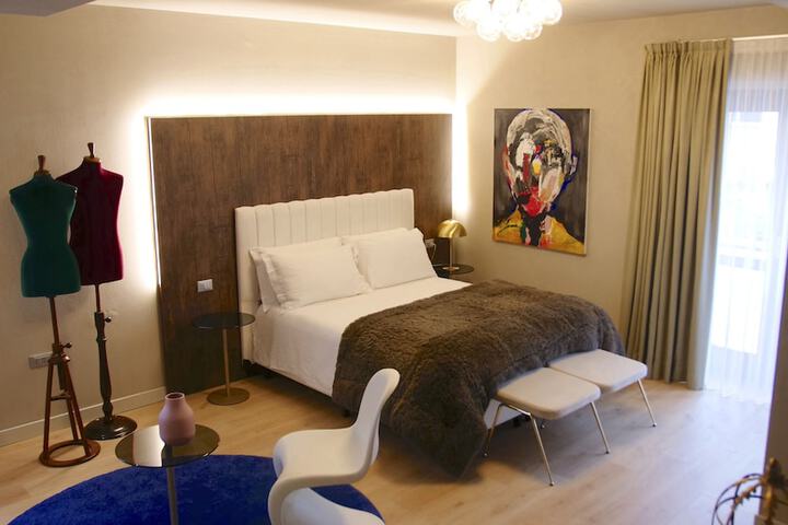 Room 10 of 88