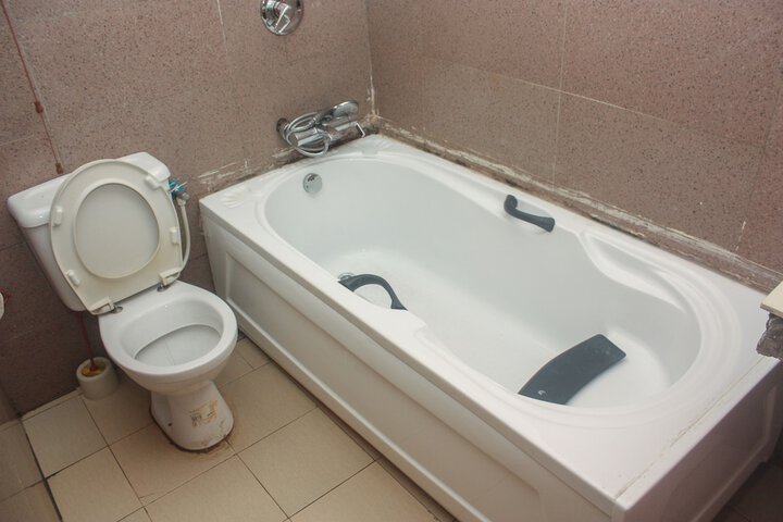 Room 14 of 19