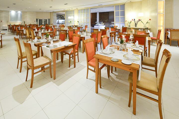 Dining 50 of 88