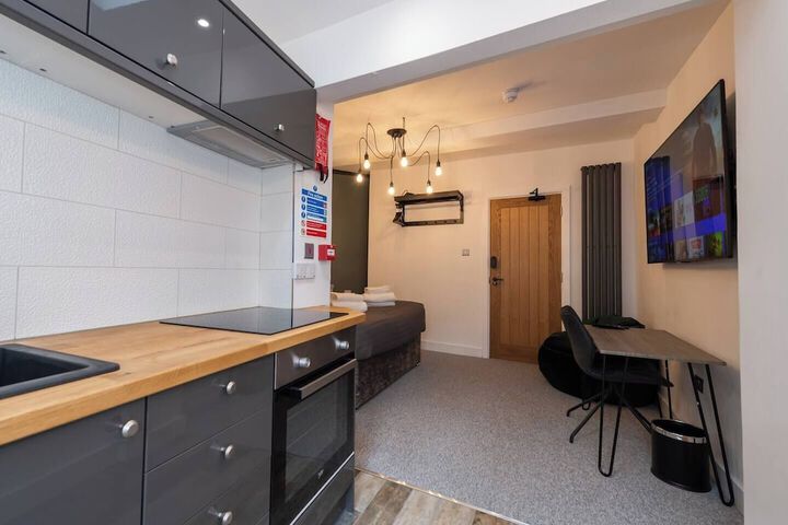 Room 10 of 124