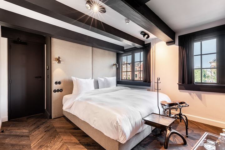Room 29 of 103