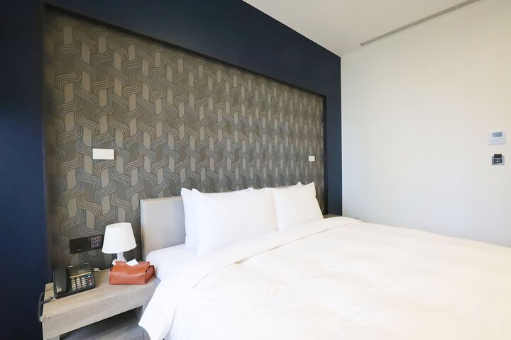 Room 35 of 117