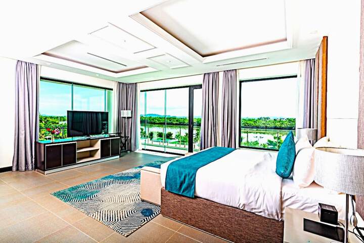 Room 41 of 313