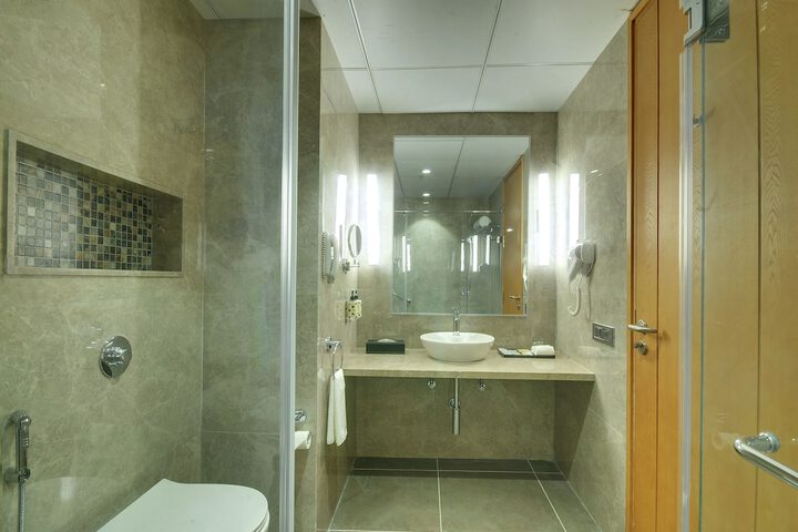 Room 75 of 119