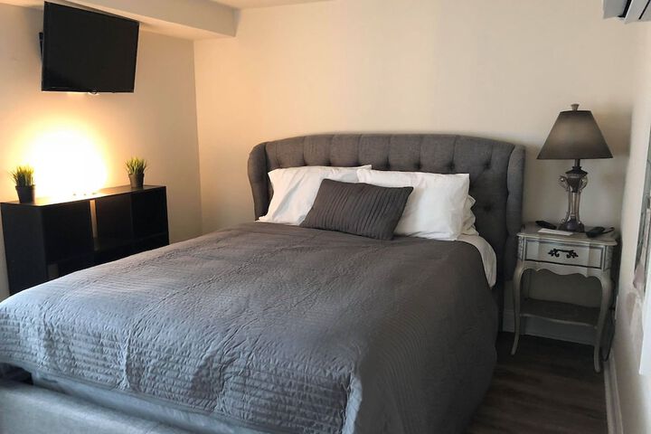 Room 9 of 74