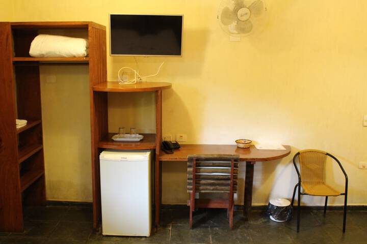 Room 25 of 53