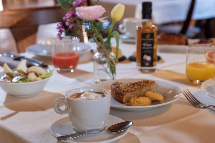 Breakfast/Coffee Service 47 of 50