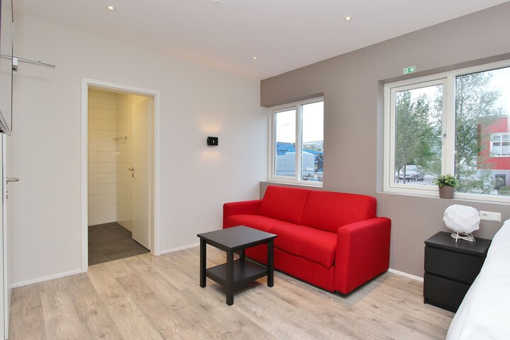 Room 3 of 51