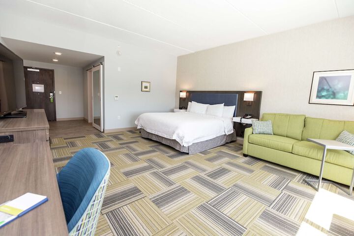 Room 20 of 66
