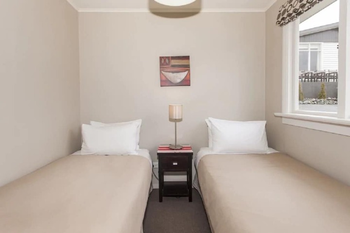 Room 7 of 29