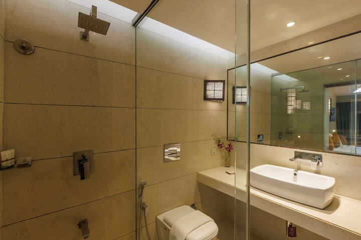 Clean Restrooms