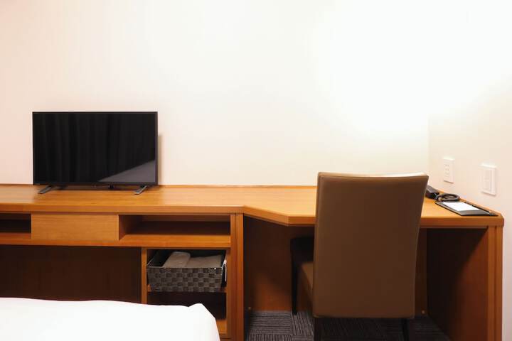 Room 15 of 149