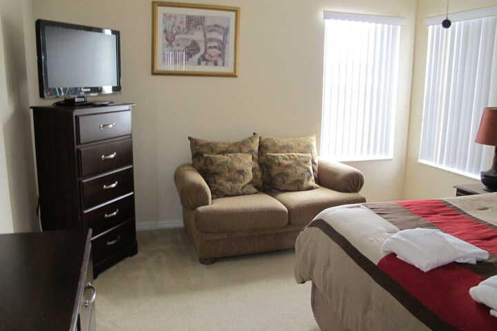 Room 11 of 47