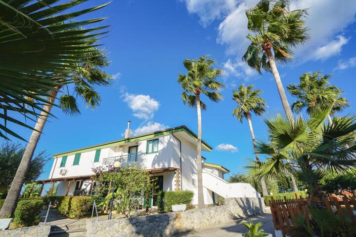 Villagio Santa Monica