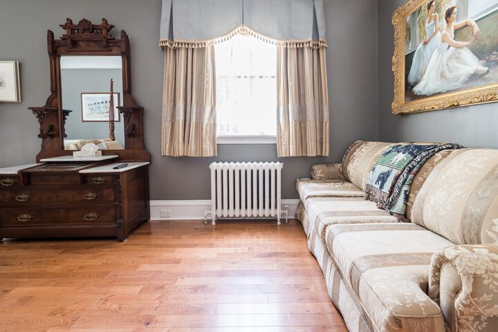 Room 11 of 51
