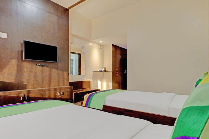 Room 21 of 40